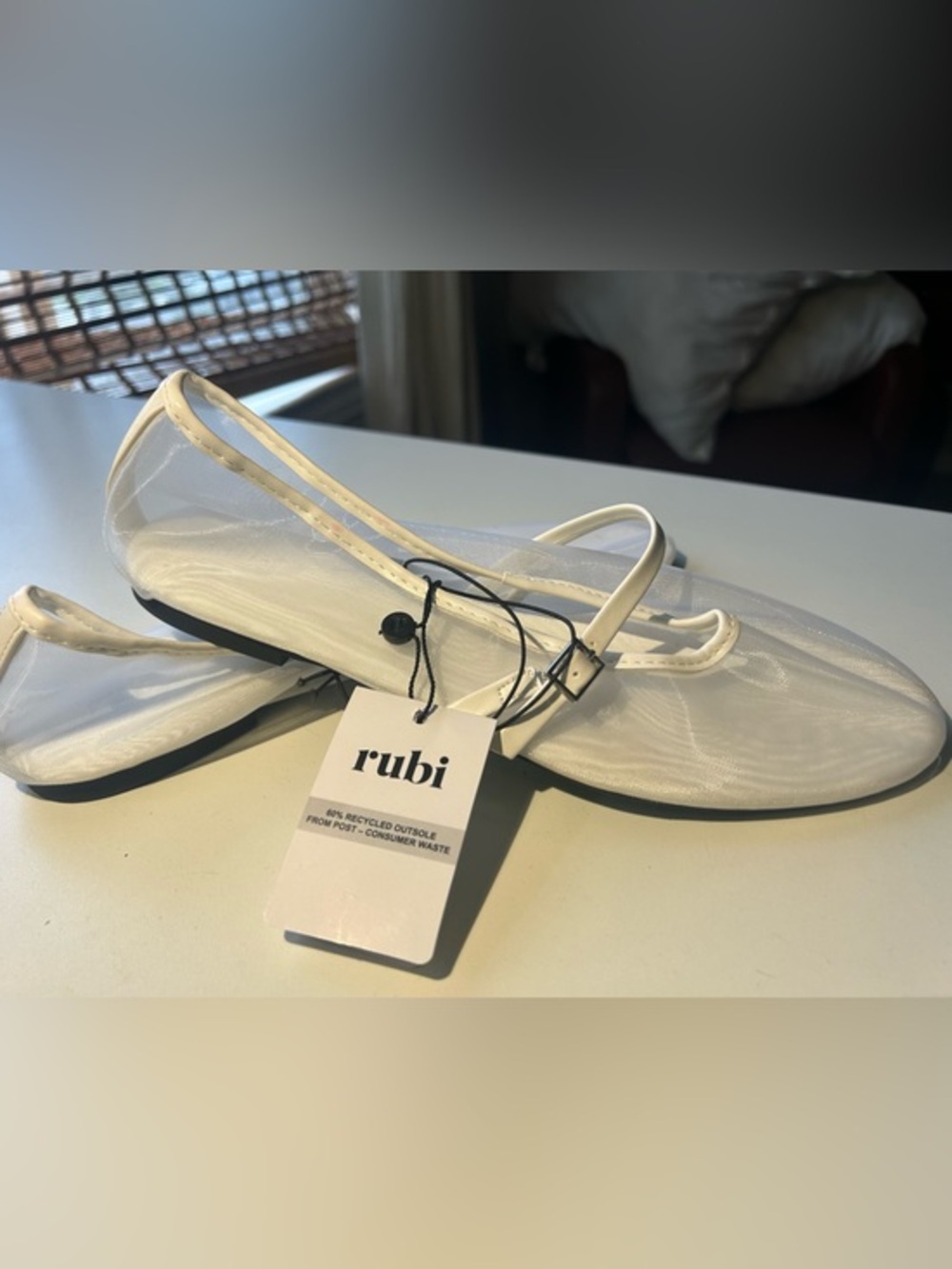 NWT Boutique White Mesh Strap Flats